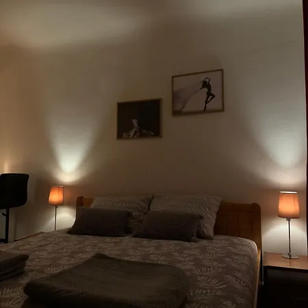 Апартаменти Peaceful 2 50m2 Centric 10 Min To Old Town Ac Рига