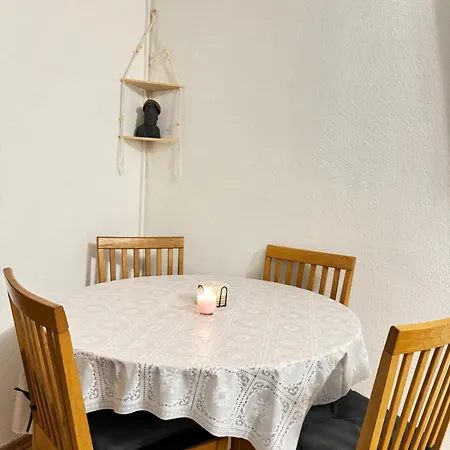 Peaceful 2 50m2 Centric 10 Min To Old Town Ac شقة